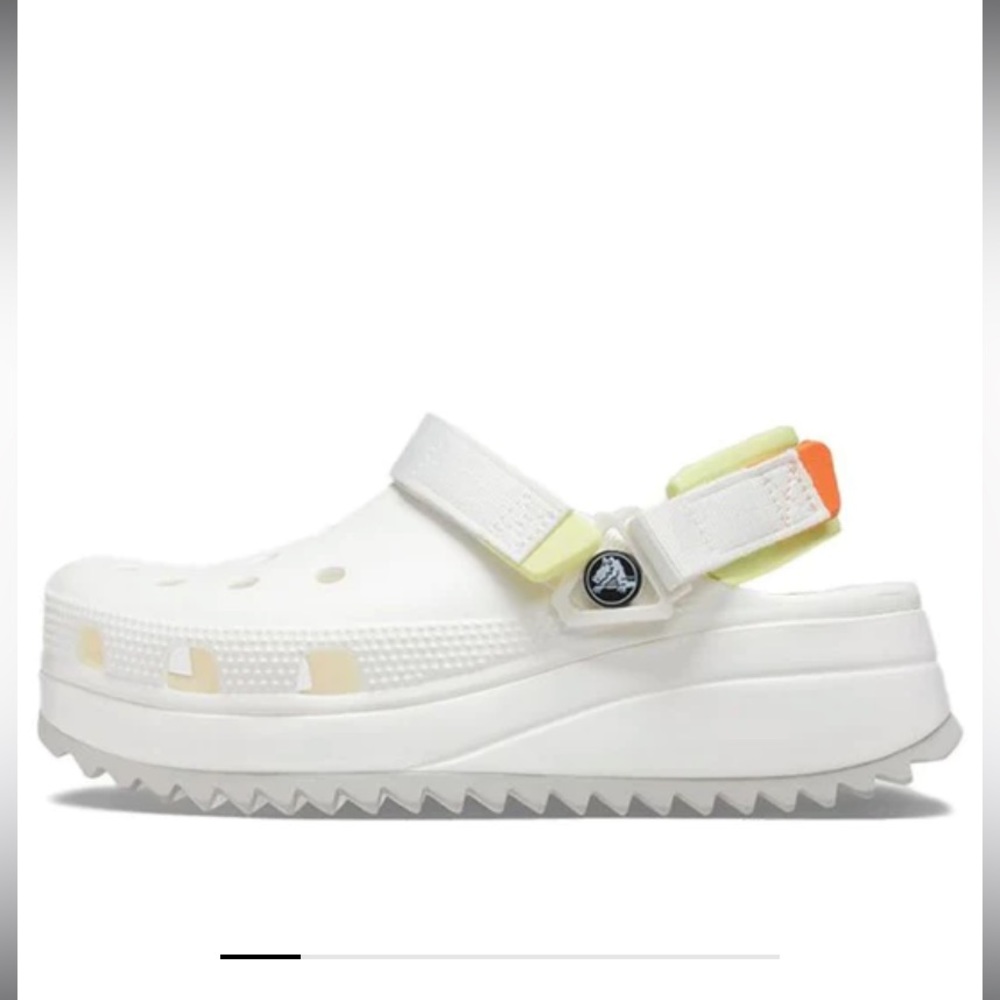 ❗️SOLD❗️Crocs Classic Hiker Clog White Sandals Size 9 - Picture 2 of 11